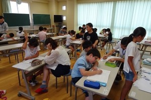 s-DSC05368 算数の計算技能を中心に復習等、反復練習しました