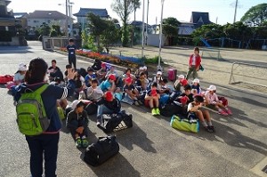 s-DSC05492 出発式の様子です(体調不良による欠席もなし)\\