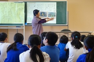s-DSC06172 古賀さんの読み聞かせ、心に響きますね